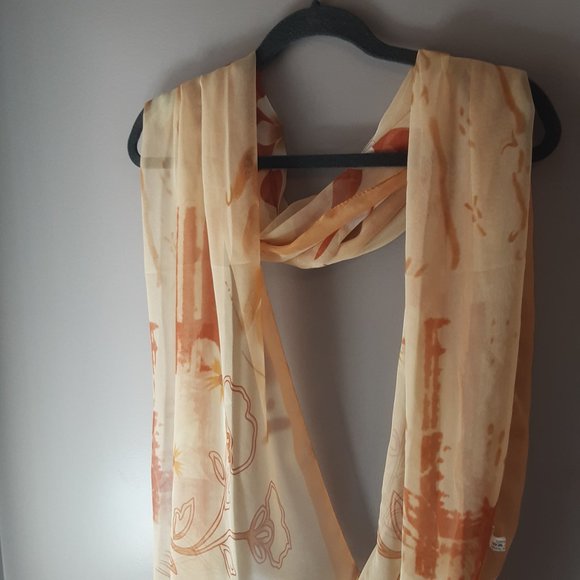 100% Silk Oblong Scarf Floral Yellow Gold Cream - Picture 5 of 12